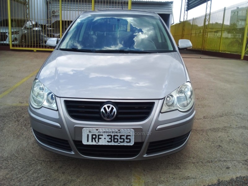 POLO 1.6 MI 8V E-FLEX 4P MANUAL - 2011 - ARROIO DO MEIO