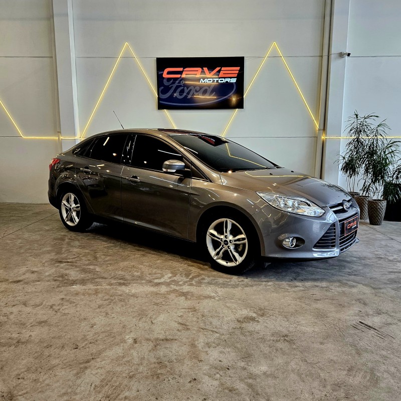 focus 2.0 se plus sedan 16v flex 4p automatico 2015 caxias do sul