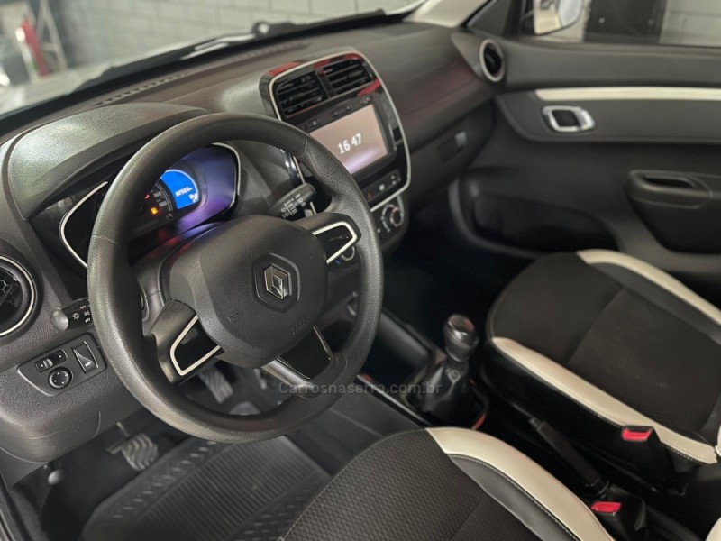 KWID 1.0 12V SCE FLEX INTENSE MANUAL - 2018 - ESTâNCIA VELHA