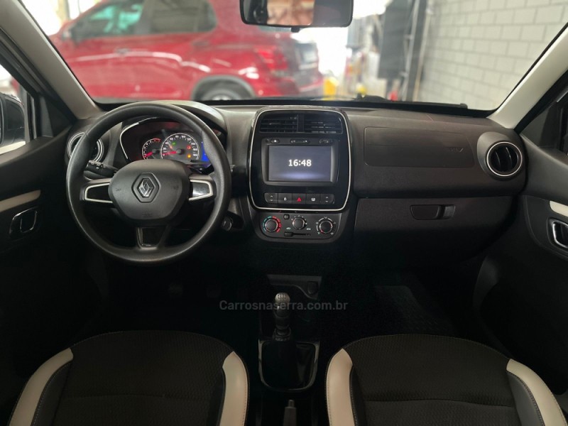 KWID 1.0 12V SCE FLEX INTENSE MANUAL - 2018 - ESTâNCIA VELHA