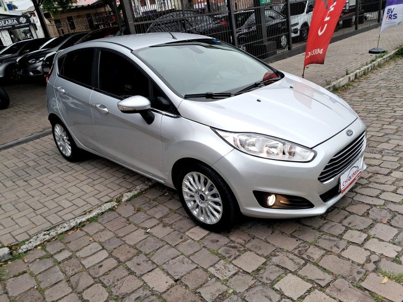 FIESTA 1.6 TITANIUM HATCH 16V FLEX 4P AUTOMÁTICO - 2015 - CAXIAS DO SUL