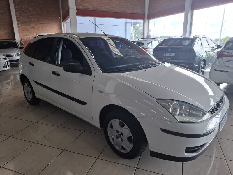 FOCUS 1.6 GL 8V FLEX 4P MANUAL - 2008 - FARROUPILHA