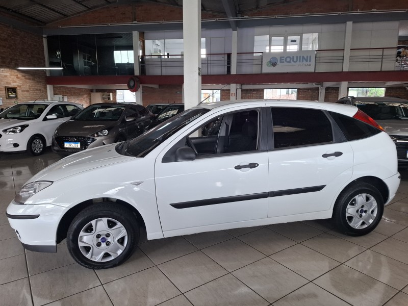 FOCUS 1.6 GL 8V FLEX 4P MANUAL - 2008 - FARROUPILHA