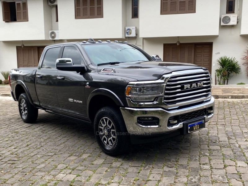 3500 LARAMIE 6.7 LONGHORN CD 4X4 TURBO DIESEL 4P AUTOMÁTICA - 2022 - BENTO GONçALVES