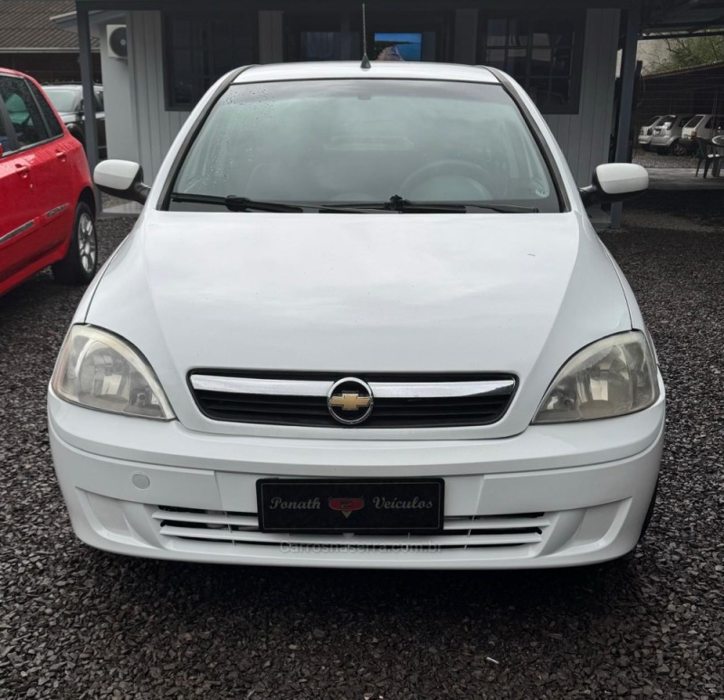 CORSA 1.4 MPFI PREMIUM SEDAN 8V FLEX 4P MANUAL - 2011 - IGREJINHA