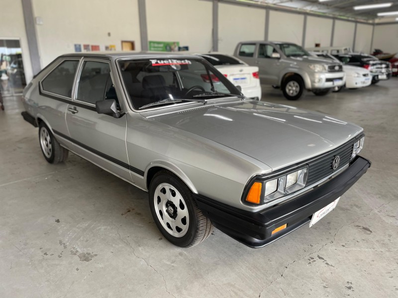 PASSAT 1.6 LS 8V GASOLINA 2P MANUAL - 1983 - BOM PRINCíPIO