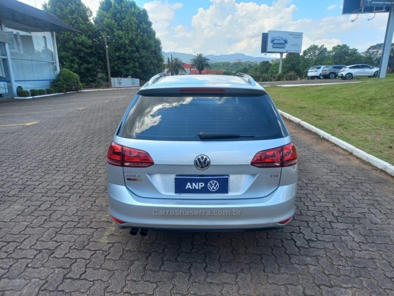 GOLF 1.4 TSI VARIANT HIGHLINE 16V TOTAL FLEX 4P TIPTRONIC - 2017 - NOVA PETRóPOLIS