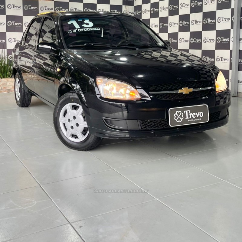 CLASSIC 1.0 MPFI LS 8V GASOLINA 4P MANUAL - 2013 - TAQUARA