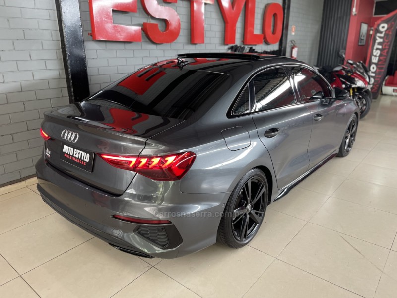 A3 2.0 TFSI PERFORMANCE BLACK SEDAN GASOLINA 4P AUTOMÁTICA - 2022 - ESTâNCIA VELHA