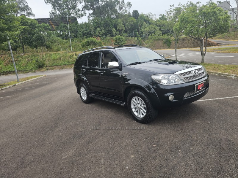 HILUX SW4 3.0 SRV 4X4 16V TURBO INTERCOOLER DIESEL 4P AUTOMÁTICO