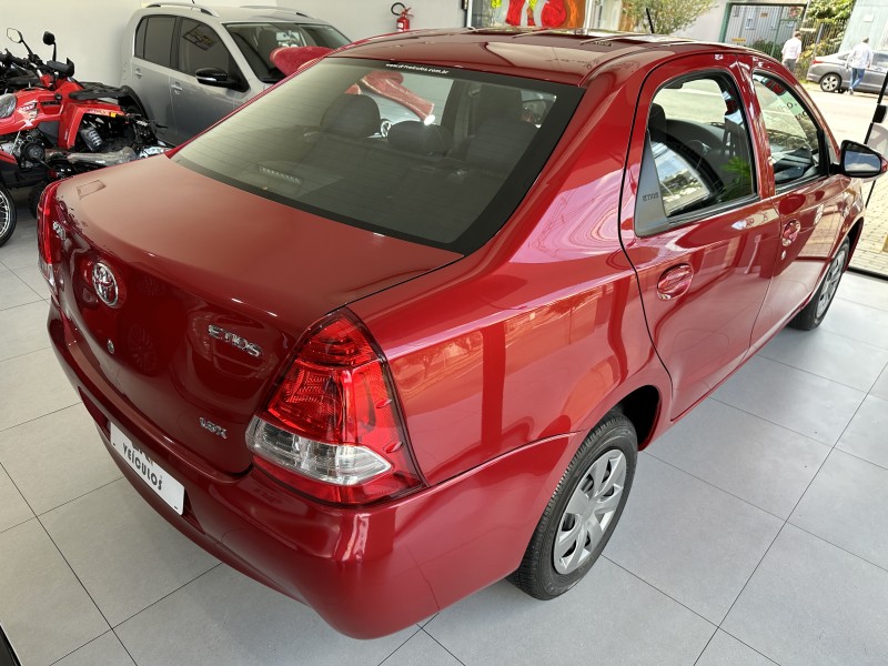 ETIOS 1.5 X SEDAN 16V FLEX 4P MANUAL - 2017 - CAXIAS DO SUL