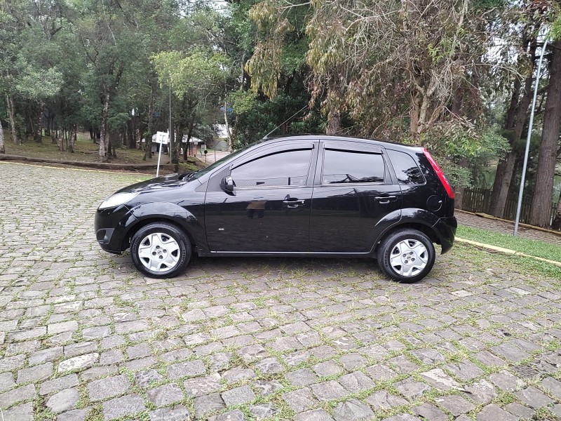 FIESTA 1.0 MPI CLASS 8V FLEX 4P MANUAL - 2014 - CAXIAS DO SUL