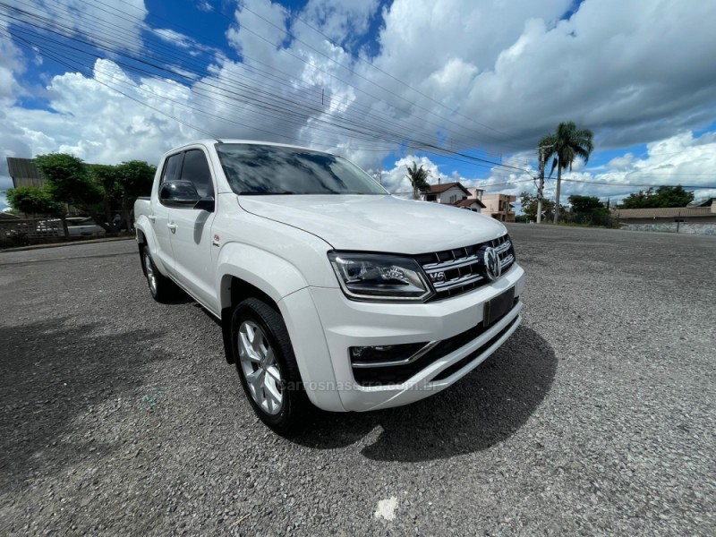 AMAROK 3.0 V6 TDI HIGHLINE CD DIESEL 4MOTION AUTOMÁTICO - 2019 - CAXIAS DO SUL