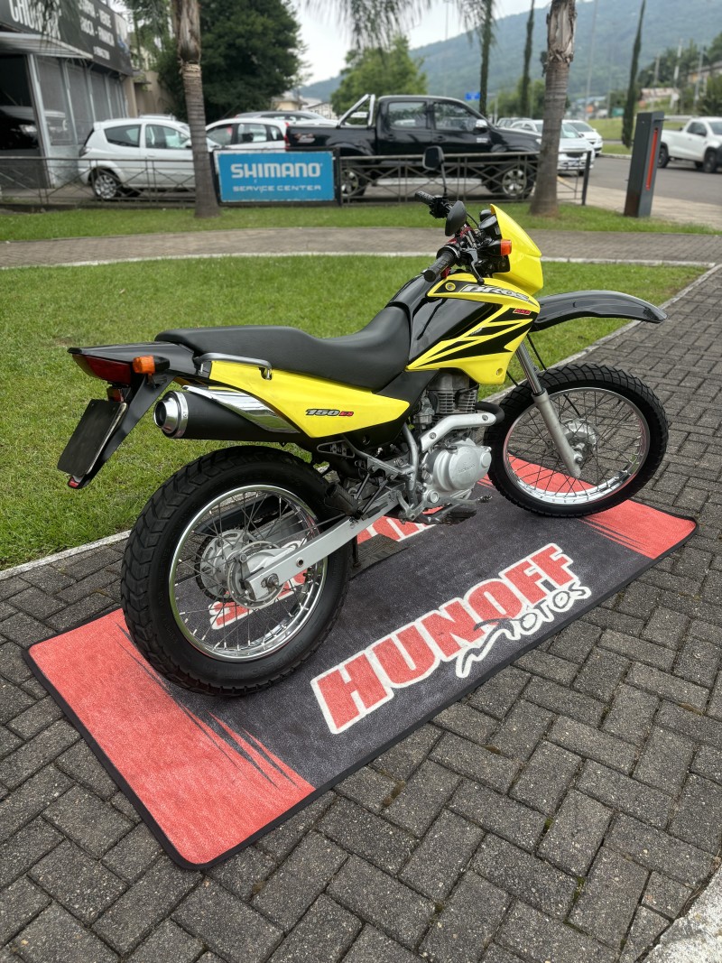 NXR 150 BROS ES - 2008 - FELIZ