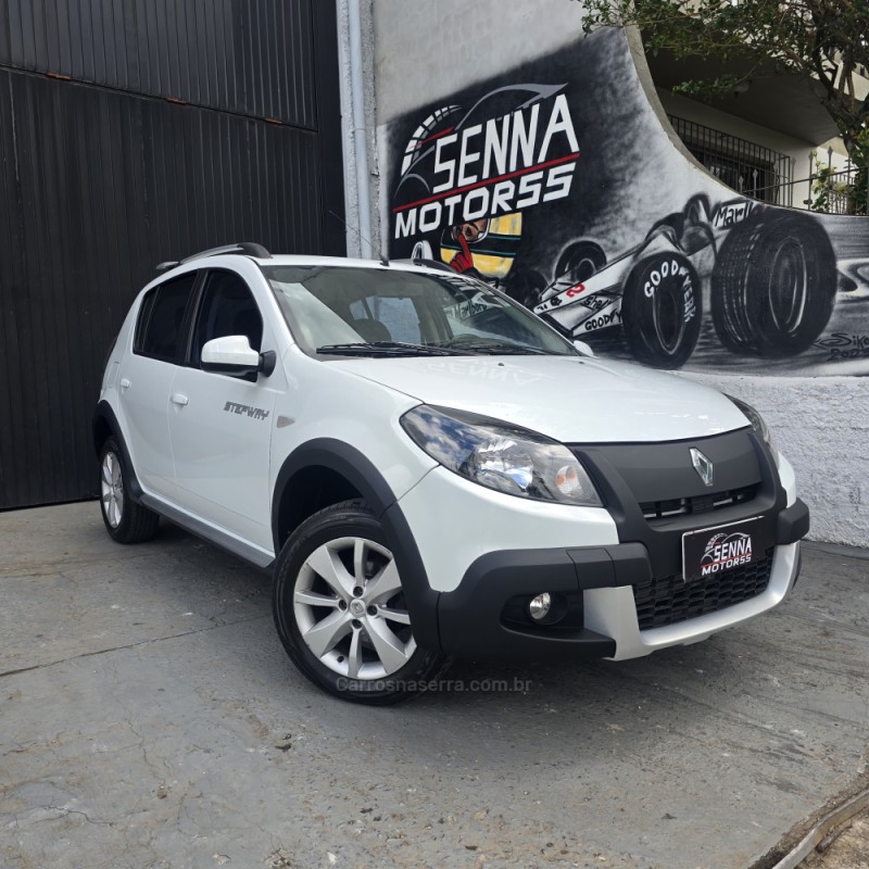 SANDERO 1.6 STEPWAY 8V FLEX 4P MANUAL - 2014 - CAXIAS DO SUL