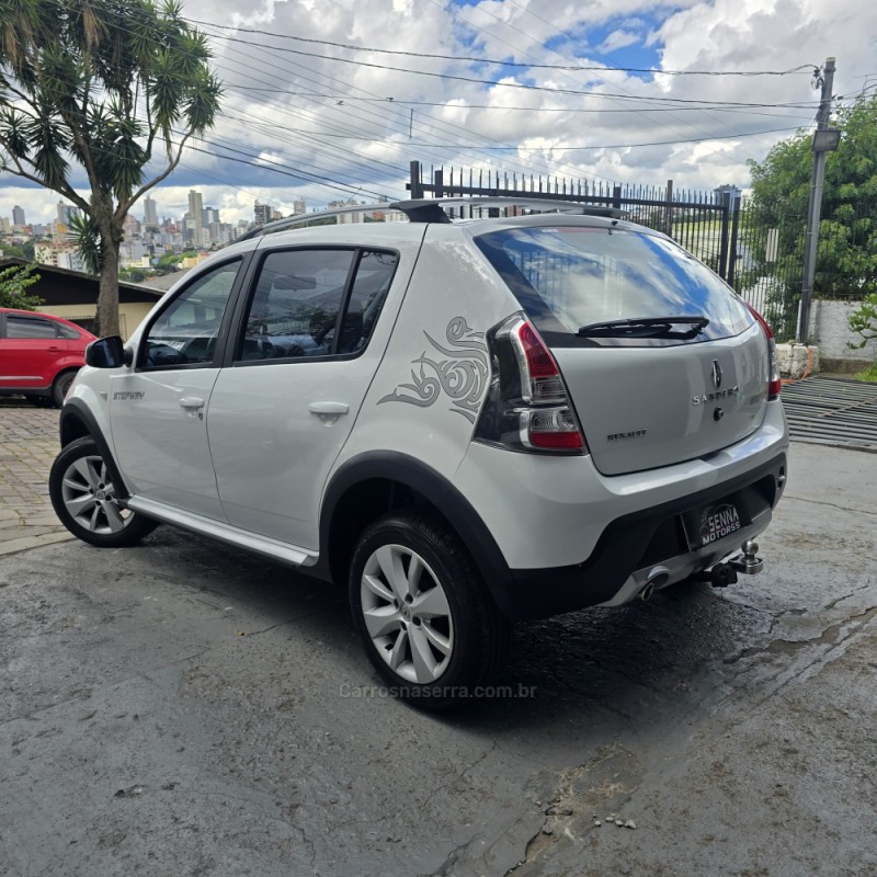 SANDERO 1.6 STEPWAY 8V FLEX 4P MANUAL - 2014 - CAXIAS DO SUL