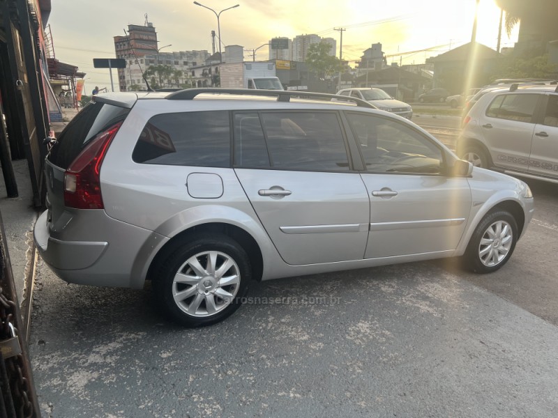 MÉGANE 1.6 DYNAMIQUE GRAND TOUR 16V FLEX 4P MANUAL - 2012 - CAXIAS DO SUL