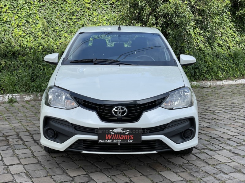 ETIOS 1.5 X SEDAN 16V FLEX 4P MANUAL - 2021 - FARROUPILHA