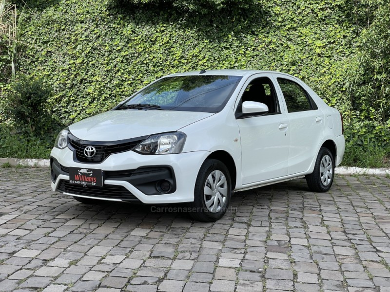 ETIOS 1.5 X SEDAN 16V FLEX 4P MANUAL - 2021 - FARROUPILHA