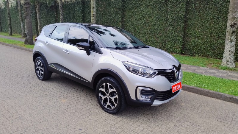 CAPTUR 1.6 16V INTENSE BOSE FLEX 4P AUTOMÁTICO - 2019 - CAXIAS DO SUL