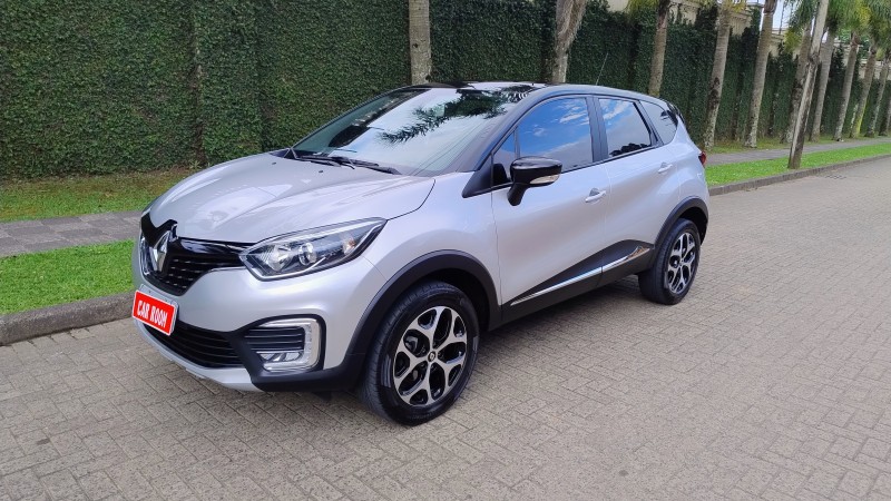 captur 1.6 16v intense bose flex 4p automatico 2019 caxias do sul