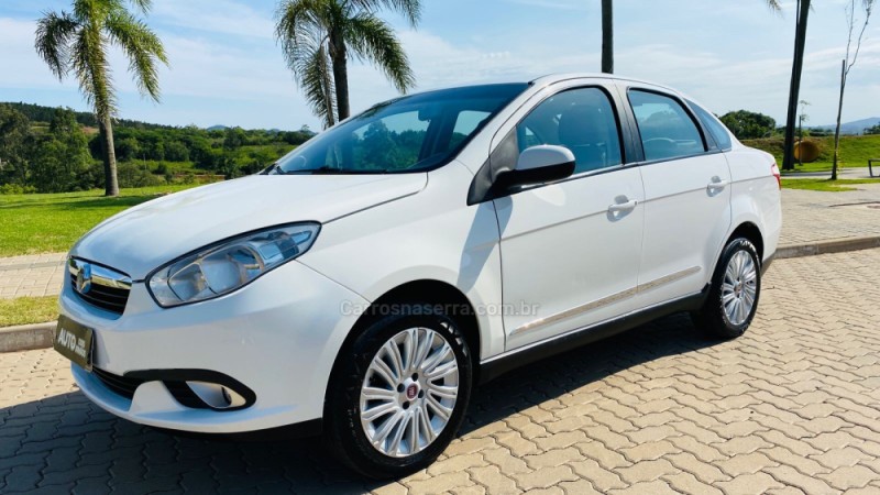 GRAND SIENA 1.6 16V FLEX 4P MANUAL - 2013 - DOIS IRMãOS