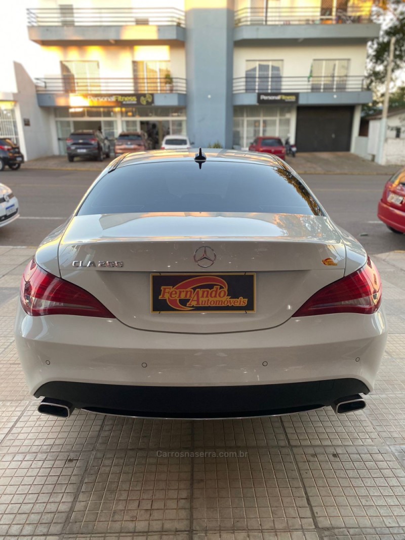 CLA 200 1.6 URBAN 16V GASOLINA 4P AUTOMÁTICO - 2015 - SOLEDADE