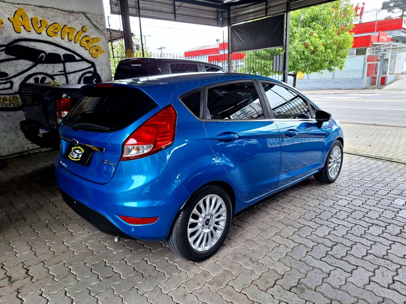 FIESTA 1.6 TITANIUM HATCH 16V FLEX 4P AUTOMÁTICO - 2015 - CAXIAS DO SUL