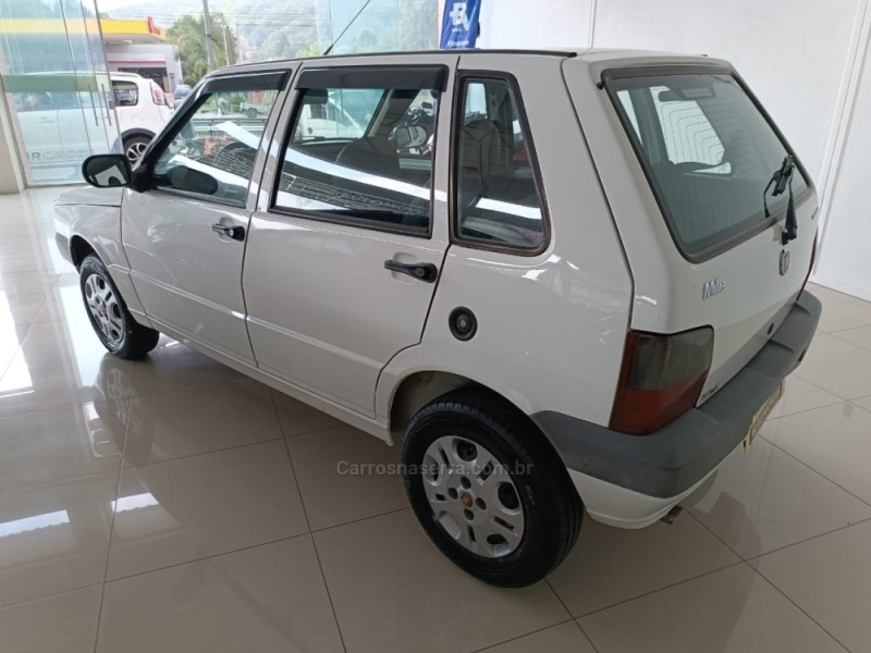 UNO 1.0 MPI MILLE FIRE ECONOMY 8V FLEX 4P MANUAL - 2013 - NOVA PETRóPOLIS