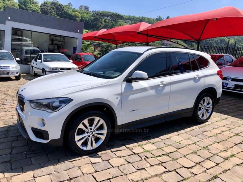 X1 2.0 16V TURBO ACTIVEFLEX SDRIVE20I 4P AUTOMÁTICO - 2017 - SERAFINA CORRêA