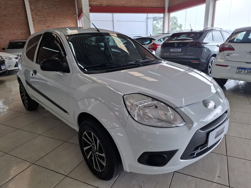 KA 1.0 MPI 8V FLEX 2P MANUAL - 2013 - FARROUPILHA