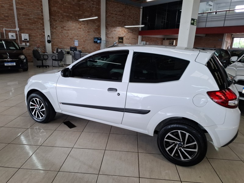 KA 1.0 MPI 8V FLEX 2P MANUAL - 2013 - FARROUPILHA