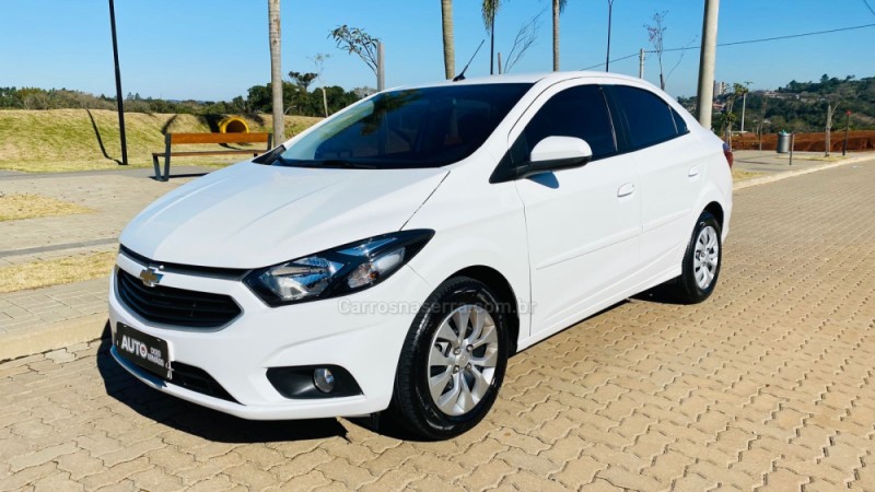 PRISMA 1.4 MPFI LT 8V FLEX 4P MANUAL - 2017 - DOIS IRMãOS