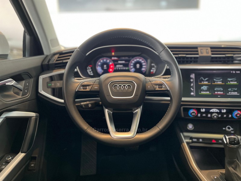 Q3 1.4 TFSI PRESTIGE PLUS FLEX 4P S TRONIC - 2020 - SãO LEOPOLDO