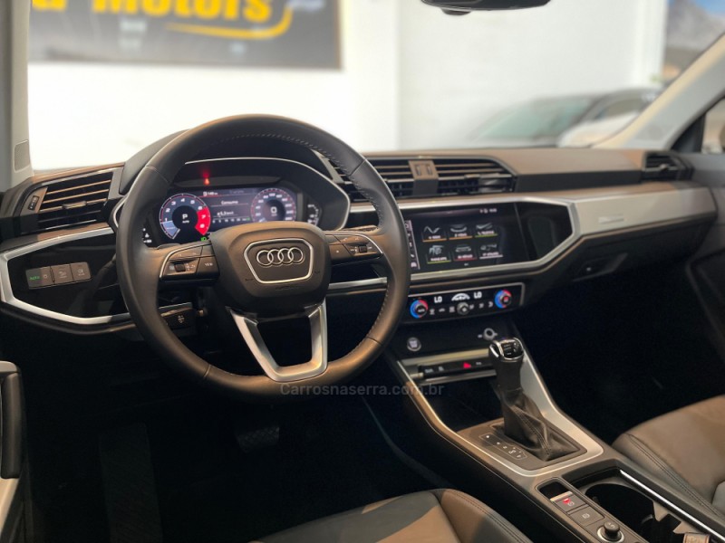 Q3 1.4 TFSI PRESTIGE PLUS FLEX 4P S TRONIC - 2020 - SãO LEOPOLDO