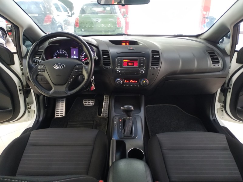 CERATO 1.6 SX3 16V FLEX 4P AUTOMÁTICO - 2015 - CAXIAS DO SUL