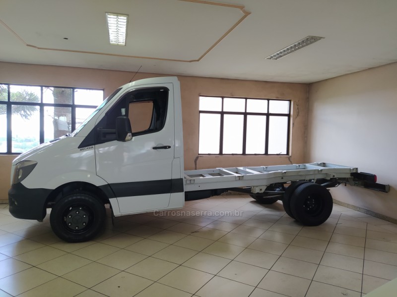 SPRINTER 2.2 CHASSI 515 LONGO DIESEL 3P MANUAL - 2019 - BENTO GONçALVES