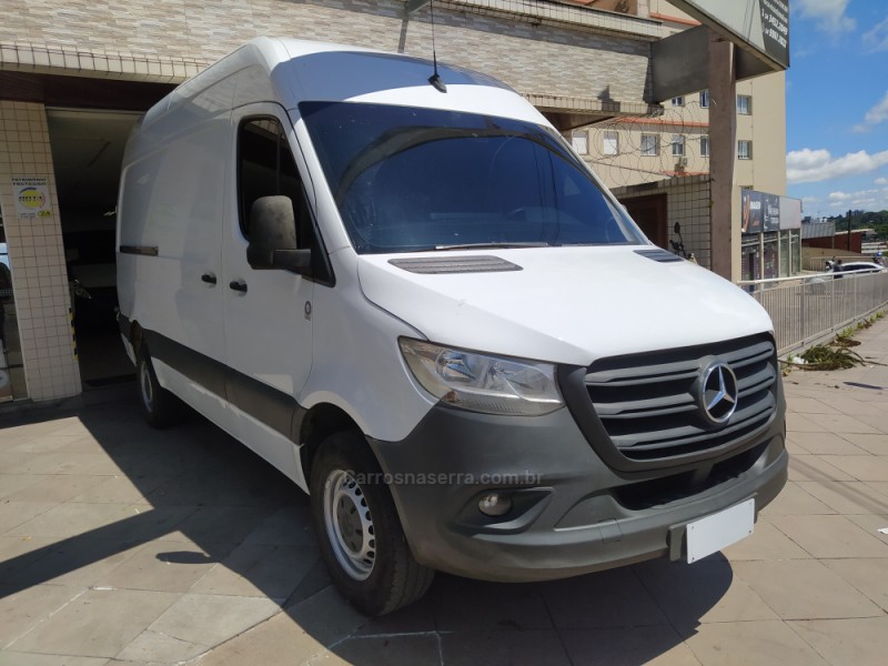 SPRINTER 2.2 CHASSI 416 FURGÃO LONGO TA DIESEL 2P MANUAL - 2021 - BENTO GONçALVES