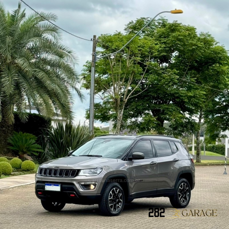 COMPASS 2.0 16V DIESEL TRAILHAWK 4X4 AUTOMÁTICO - 2021 - FARROUPILHA