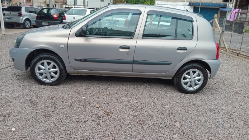 CLIO 1.0 CAMPUS 16V FLEX 4P MANUAL - 2010 - CAXIAS DO SUL