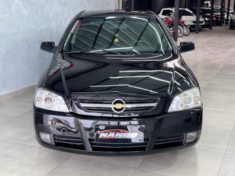 ASTRA 2.0 MPFI ADVANTAGE 8V FLEX 4P MANUAL - 2011 - SAPIRANGA