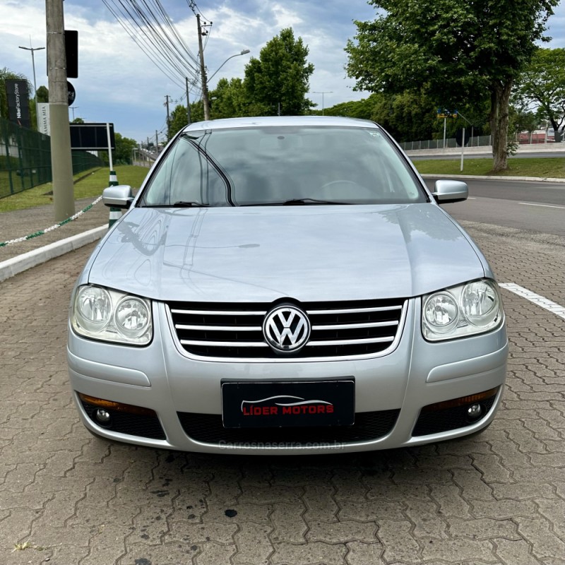 BORA 2.0 MI 8V GASOLINA 4P MANUAL - 2008 - ESTâNCIA VELHA