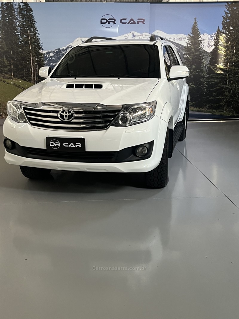 HILUX SW4 3.0 SRV 4X4 16V TURBO INTERCOOLER DIESEL 4P AUTOMÁTICO - 2015 - GARIBALDI