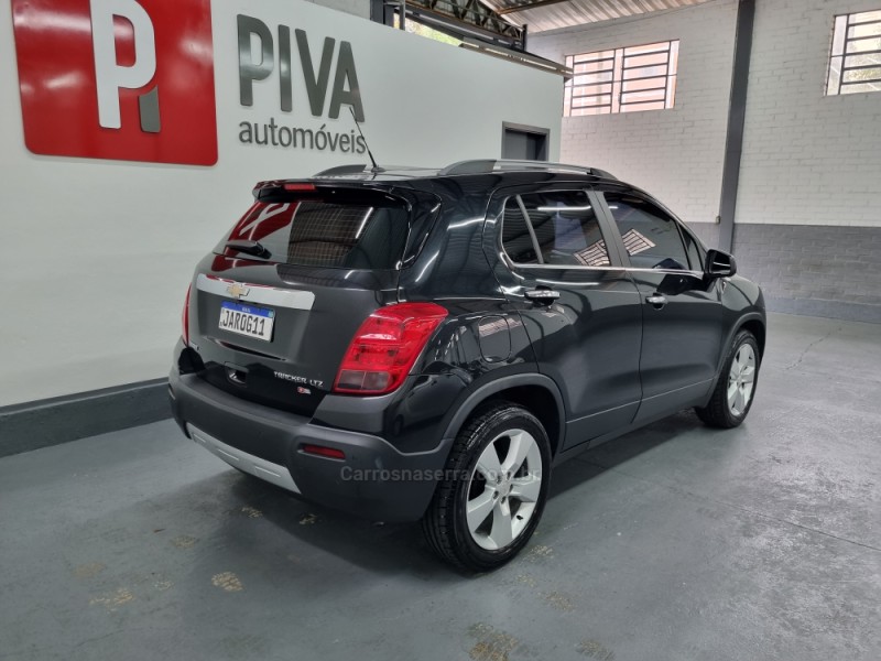 TRACKER 1.8 MPFI LTZ 4X2 16V FLEX 4P AUTOMÁTICO - 2014 - GARIBALDI