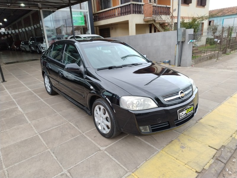 ASTRA 2.0 MPFI ADVANTAGE 8V FLEX 4P MANUAL - 2011 - VACARIA