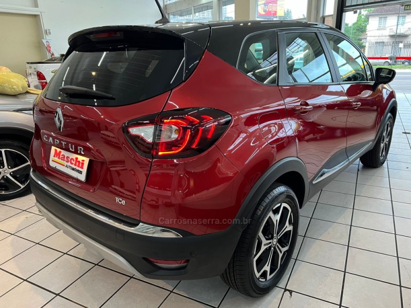 CAPTUR 1.3 ICONIC 16V TURBO FLEX 4P AUTOMÁTICO - 2022 - CAXIAS DO SUL