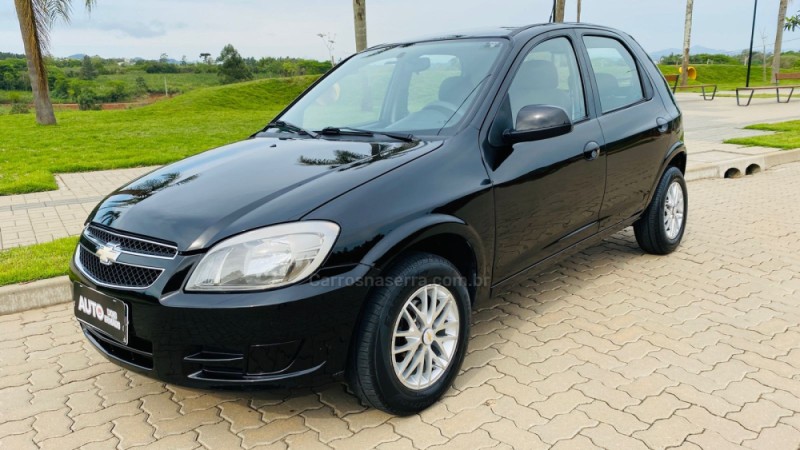 CELTA 1.0 MPFI LT 8V FLEX 4P MANUAL - 2014 - DOIS IRMãOS