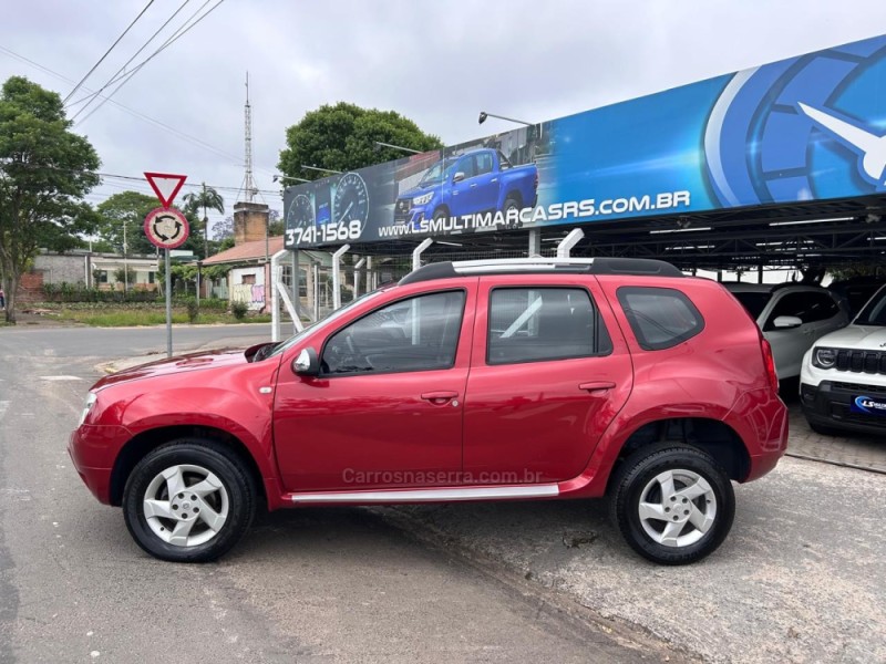 DUSTER 1.6 DYNAMIQUE 4X2 16V FLEX 4P MANUAL - 2013 - VENâNCIO AIRES