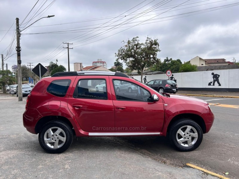 DUSTER 1.6 DYNAMIQUE 4X2 16V FLEX 4P MANUAL - 2013 - VENâNCIO AIRES