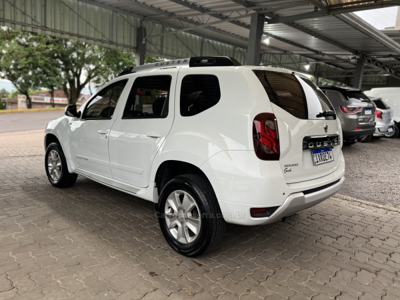 DUSTER 1.6 DYNAMIQUE 4X2 16V FLEX 4P MANUAL - 2017 - BOM PRINCíPIO